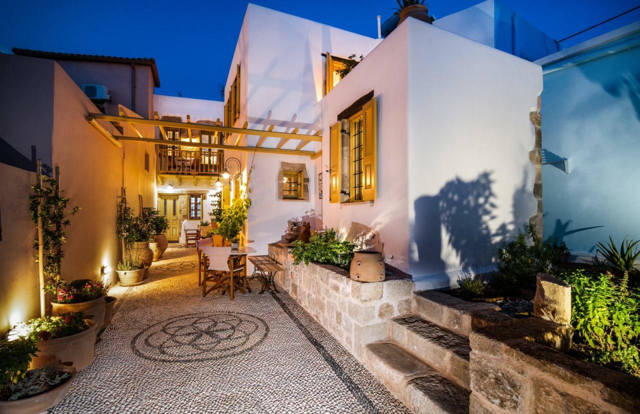 Villa Il Vecchio Cortile Rhodes City ภายนอก รูปภาพ